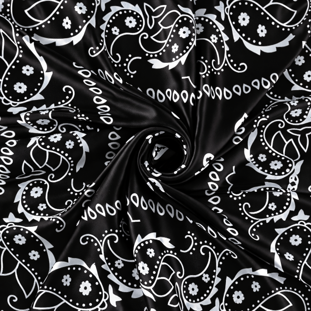 Red Letter "R" Hat (Black/White)